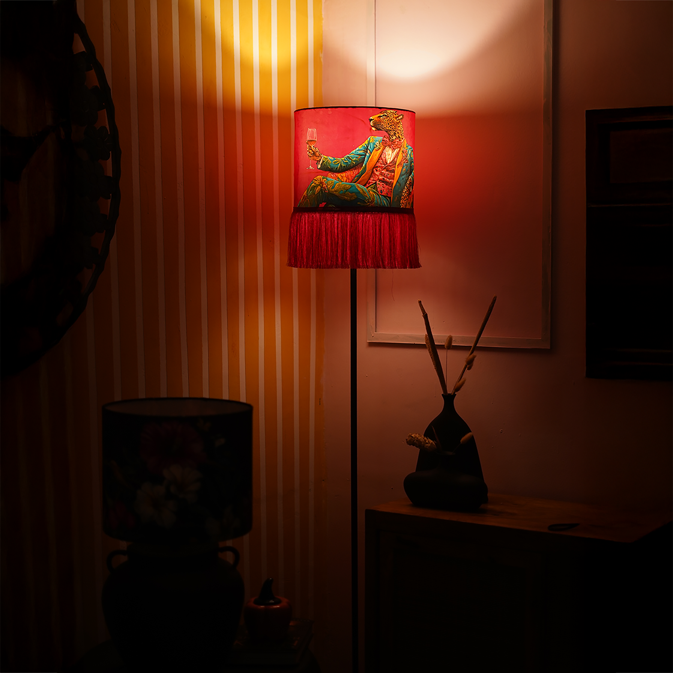 Wild & Wine Table Lamp